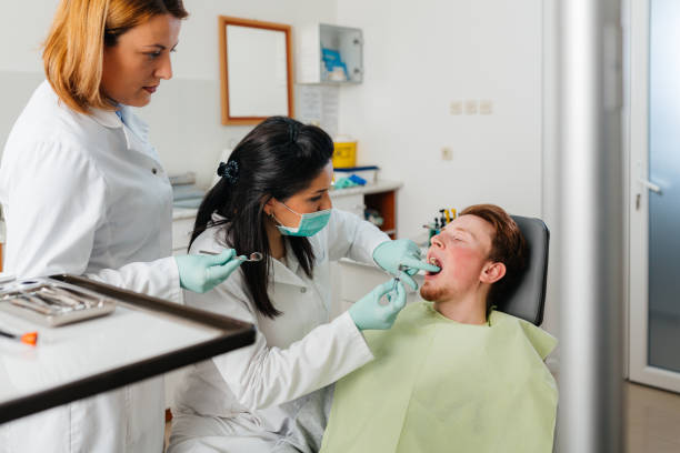 Best Emergency Broken Tooth Repair in Manasota Key, FL